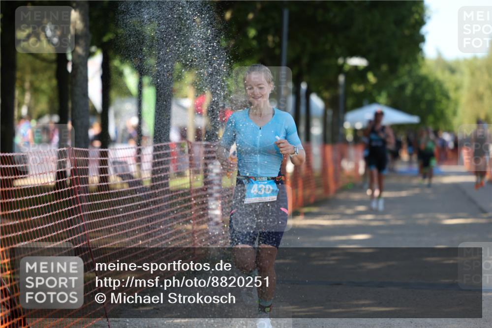 07.09.2025 - 19. Norderstedt Triathlon Michael Strokosch http://msf.ph/oto/8820251 07.09.2025 15:49:43 Laufen 430, 1486 meine-sportfotos.de
