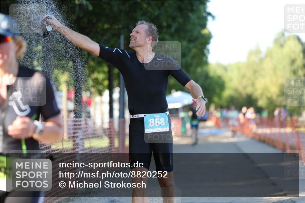 07.09.2025 - 19. Norderstedt Triathlon Michael Strokosch http://msf.ph/oto/8820252 07.09.2025 16:51:10 Laufen 868, 941, 1095, 1407 meine-sportfotos.de