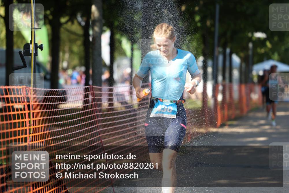 07.09.2025 - 19. Norderstedt Triathlon Michael Strokosch http://msf.ph/oto/8820261 07.09.2025 15:49:43 Laufen 430, 1486 meine-sportfotos.de