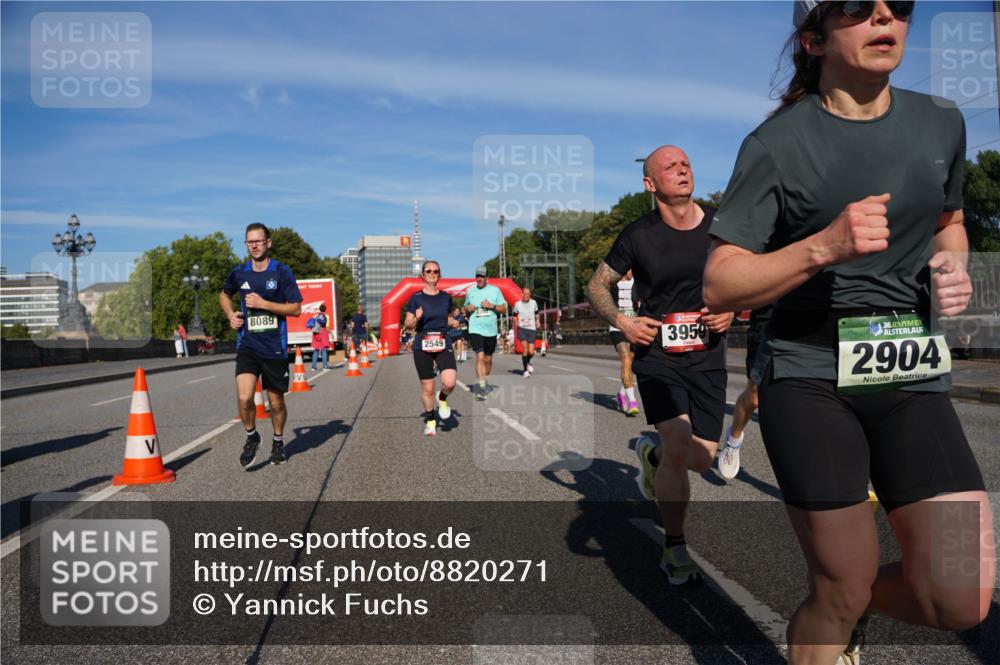 07.09.2025 - BARMER Alsterlauf Yannick Fuchs http://msf.ph/oto/8820271 07.09.2025 09:44:52 Laufen 8089, 2549, 3959, 36, 2904 meine-sportfotos.de
