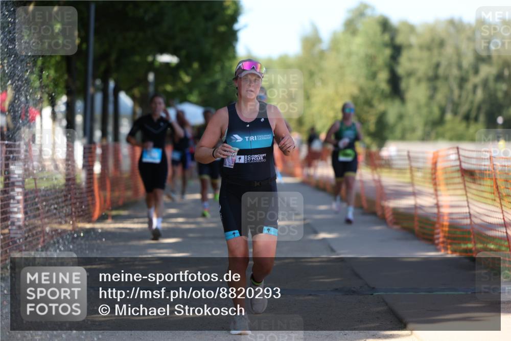07.09.2025 - 19. Norderstedt Triathlon Michael Strokosch http://msf.ph/oto/8820293 07.09.2025 15:49:49 Laufen 399, 473, 1434, 1486, 1500, 1504 meine-sportfotos.de