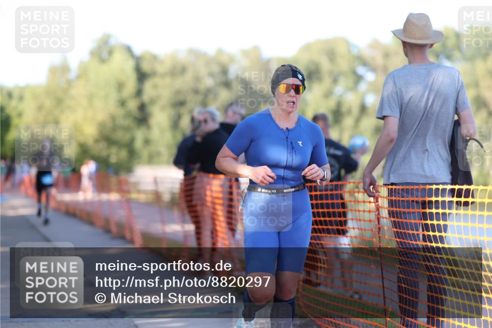 07.09.2025 - 19. Norderstedt Triathlon Michael Strokosch http://msf.ph/oto/8820297 07.09.2025 16:51:50 Laufen 432, 1420, 1446, 1454 meine-sportfotos.de