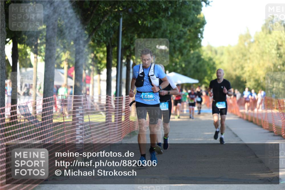 07.09.2025 - 19. Norderstedt Triathlon Michael Strokosch http://msf.ph/oto/8820306 07.09.2025 16:51:54 Laufen 432, 1420, 1446 meine-sportfotos.de