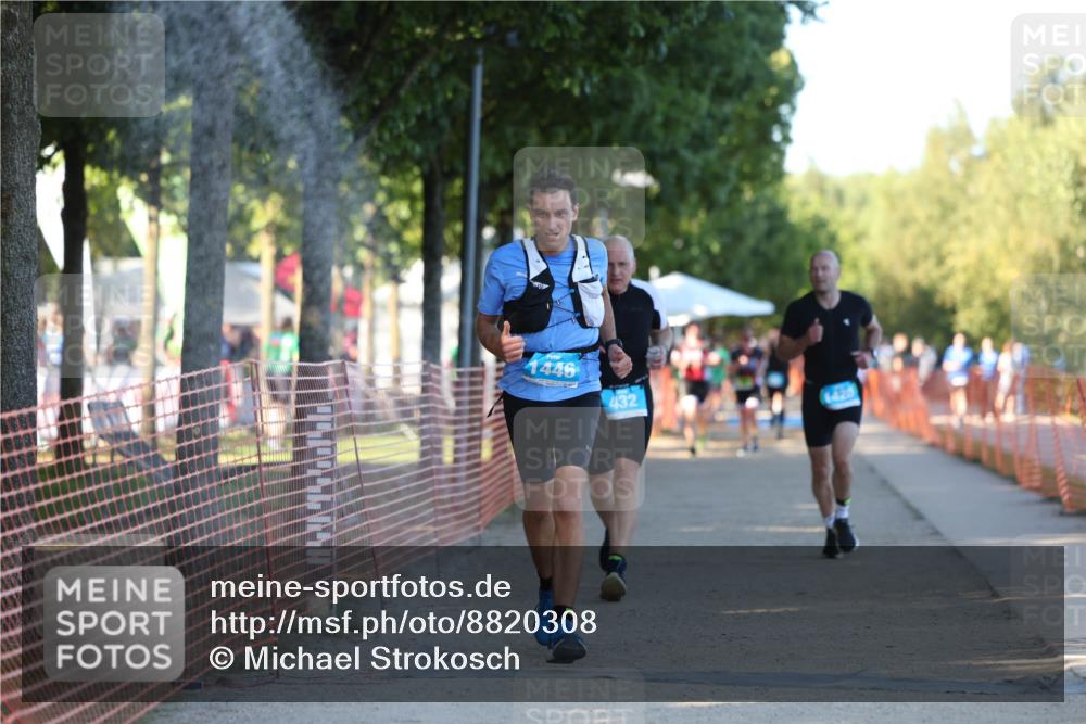 07.09.2025 - 19. Norderstedt Triathlon Michael Strokosch http://msf.ph/oto/8820308 07.09.2025 16:51:54 Laufen 432, 1420, 1446 meine-sportfotos.de
