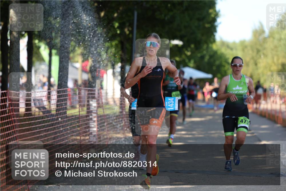 07.09.2025 - 19. Norderstedt Triathlon Michael Strokosch http://msf.ph/oto/8820314 07.09.2025 15:49:51 Laufen 399, 473, 1434, 1486, 1500, 1504 meine-sportfotos.de