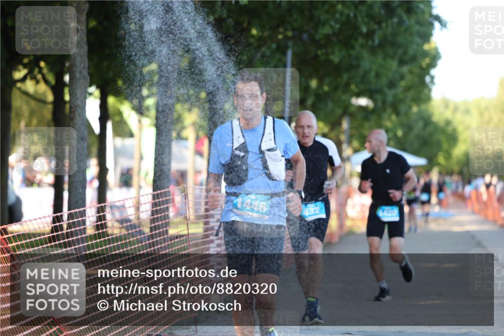 07.09.2025 - 19. Norderstedt Triathlon Michael Strokosch http://msf.ph/oto/8820320 07.09.2025 16:51:56 Laufen 432, 1420, 1446 meine-sportfotos.de