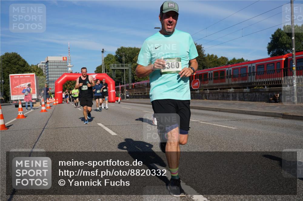 07.09.2025 - BARMER Alsterlauf Yannick Fuchs http://msf.ph/oto/8820332 07.09.2025 09:44:54 Laufen 439, 360 meine-sportfotos.de