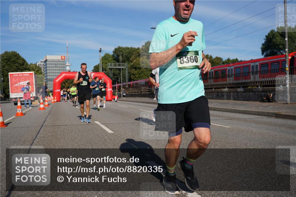 07.09.2025 - BARMER Alsterlauf Yannick Fuchs http://msf.ph/oto/8820335 07.09.2025 09:44:54 Laufen 439, 136, 8, 8360 meine-sportfotos.de