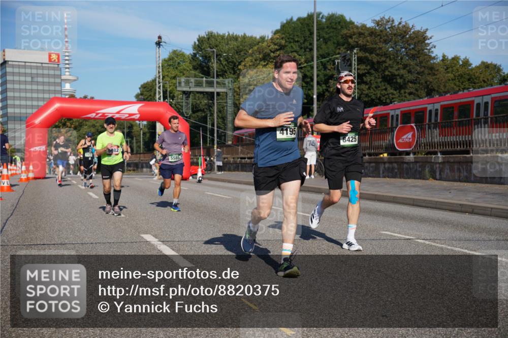 07.09.2025 - BARMER Alsterlauf Yannick Fuchs http://msf.ph/oto/8820375 07.09.2025 09:44:57 Laufen 5982, 5585, 4195, 8425 meine-sportfotos.de