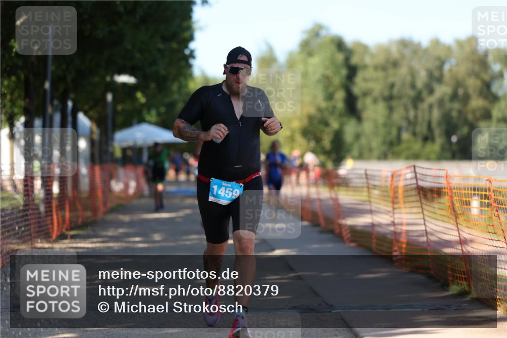 07.09.2025 - 19. Norderstedt Triathlon Michael Strokosch http://msf.ph/oto/8820379 07.09.2025 15:50:08 Laufen 377, 445, 478, 1459 meine-sportfotos.de