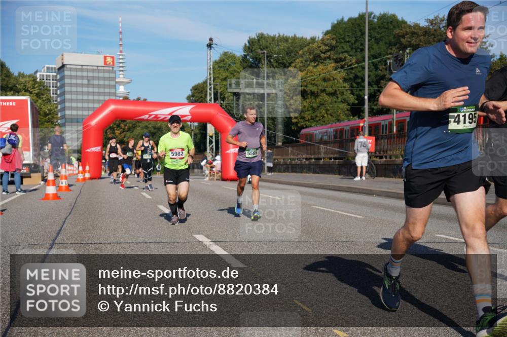 07.09.2025 - BARMER Alsterlauf Yannick Fuchs http://msf.ph/oto/8820384 07.09.2025 09:44:58 Laufen 5982, 5585, 4195 meine-sportfotos.de