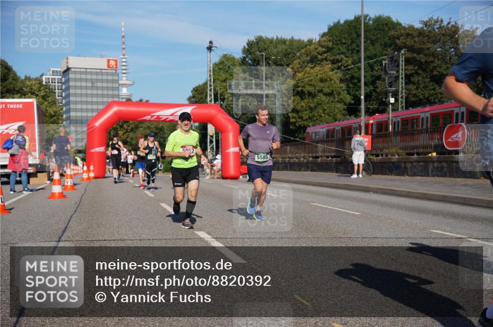 07.09.2025 - BARMER Alsterlauf Yannick Fuchs http://msf.ph/oto/8820392 07.09.2025 09:44:58 Laufen 5032, 5585 meine-sportfotos.de