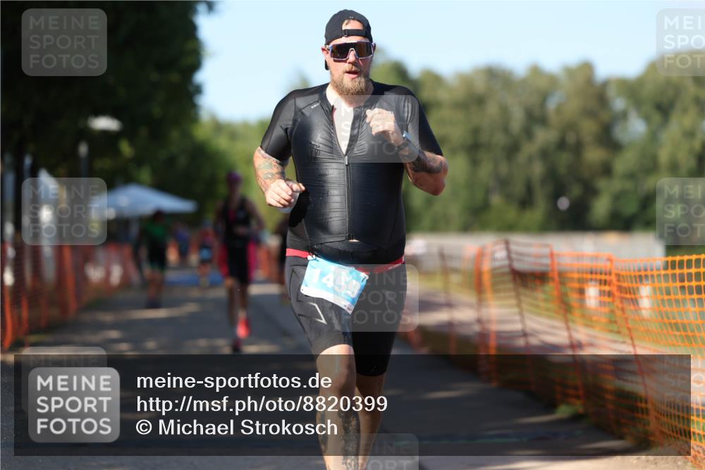 07.09.2025 - 19. Norderstedt Triathlon Michael Strokosch http://msf.ph/oto/8820399 07.09.2025 15:50:09 Laufen 377, 478, 1459 meine-sportfotos.de