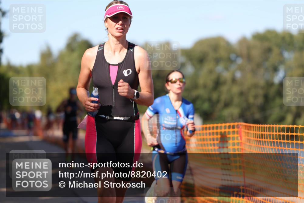 07.09.2025 - 19. Norderstedt Triathlon Michael Strokosch http://msf.ph/oto/8820402 07.09.2025 15:50:14 Laufen 377, 467, 469, 478 meine-sportfotos.de