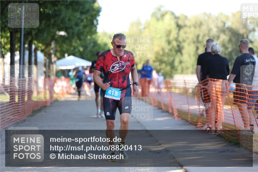 07.09.2025 - 19. Norderstedt Triathlon Michael Strokosch http://msf.ph/oto/8820413 07.09.2025 16:52:33 Laufen 406, 418, 1078 meine-sportfotos.de