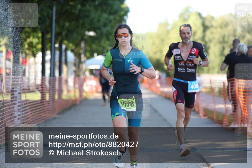 07.09.2025 - 19. Norderstedt Triathlon Michael Strokosch http://msf.ph/oto/8820427 07.09.2025 16:52:37 Laufen 406, 418, 916, 1078 meine-sportfotos.de