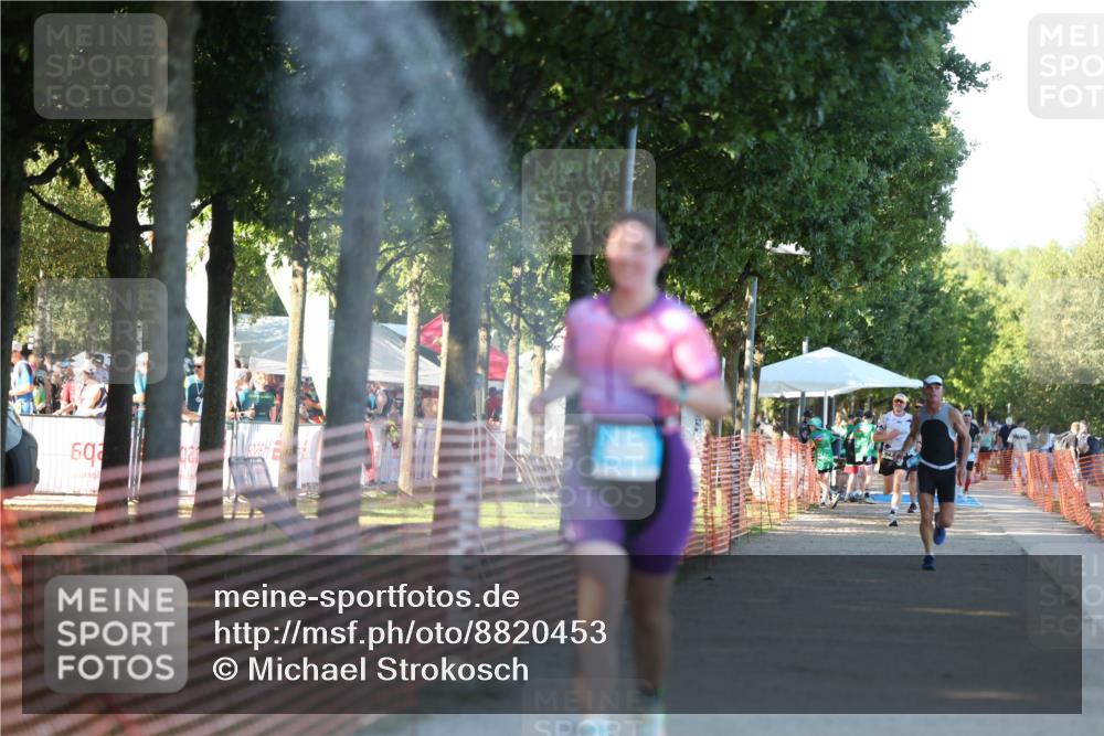 07.09.2025 - 19. Norderstedt Triathlon Michael Strokosch http://msf.ph/oto/8820453 07.09.2025 16:52:51 Laufen 408, 1419, 1632 meine-sportfotos.de