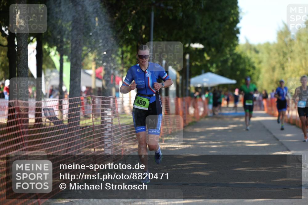07.09.2025 - 19. Norderstedt Triathlon Michael Strokosch http://msf.ph/oto/8820471 07.09.2025 15:50:31 Laufen 477, 479, 480, 896 meine-sportfotos.de