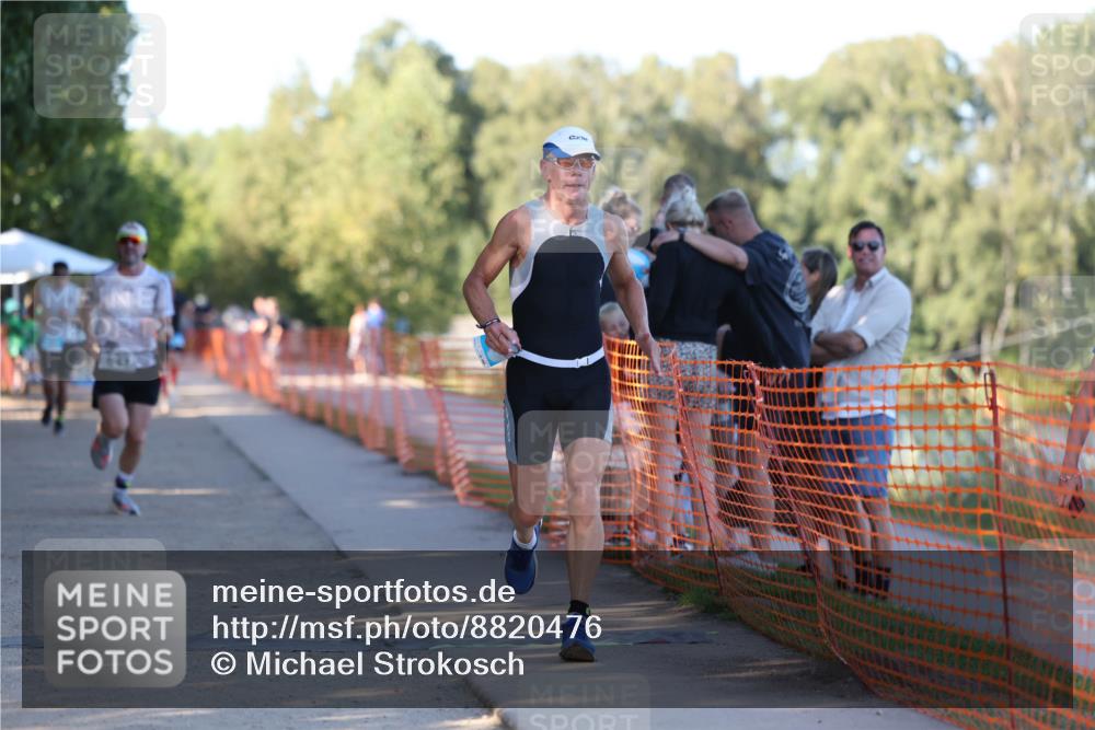 07.09.2025 - 19. Norderstedt Triathlon Michael Strokosch http://msf.ph/oto/8820476 07.09.2025 16:52:58 Laufen 378, 1419 meine-sportfotos.de