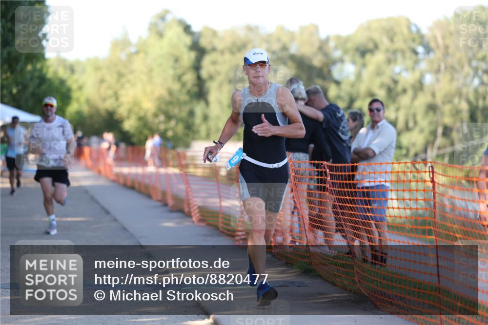 07.09.2025 - 19. Norderstedt Triathlon Michael Strokosch http://msf.ph/oto/8820477 07.09.2025 16:52:58 Laufen 378, 1419 meine-sportfotos.de