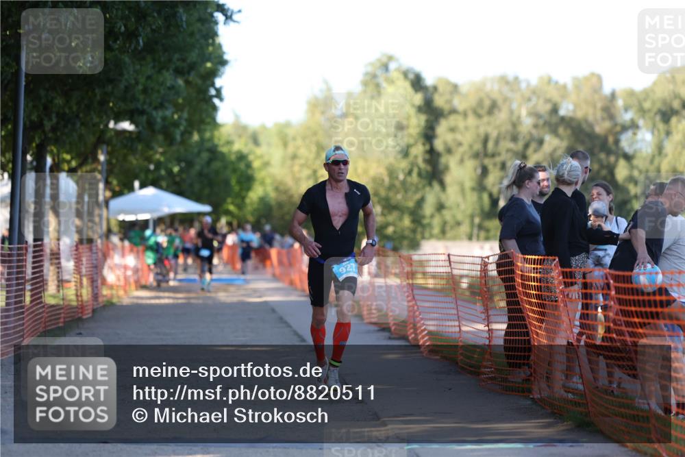 07.09.2025 - 19. Norderstedt Triathlon Michael Strokosch http://msf.ph/oto/8820511 07.09.2025 16:53:06 Laufen 378 meine-sportfotos.de