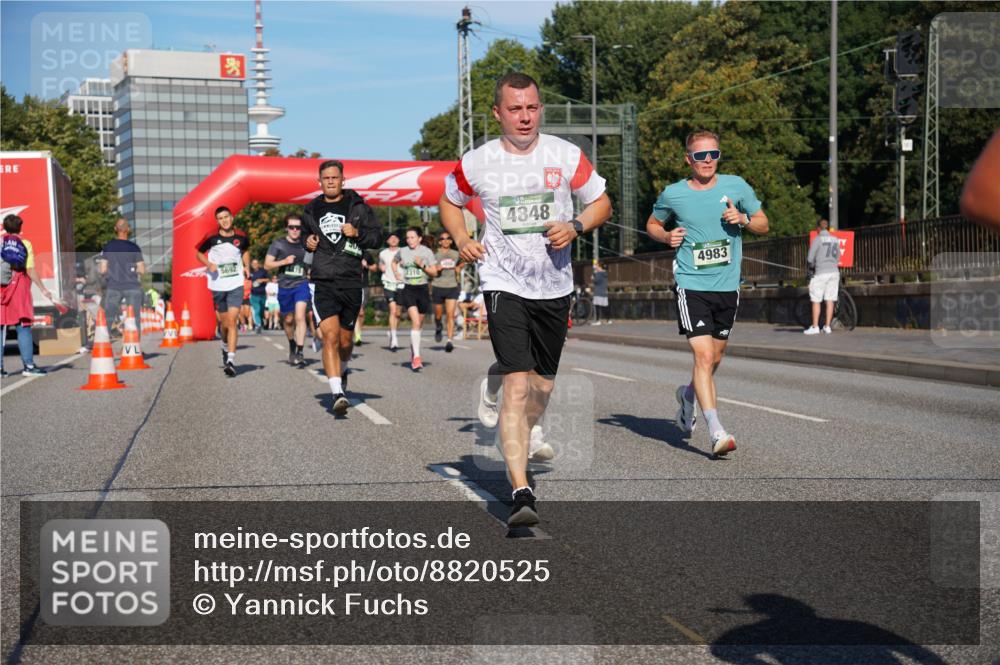07.09.2025 - BARMER Alsterlauf Yannick Fuchs http://msf.ph/oto/8820525 07.09.2025 09:45:07 Laufen 4848, 4983 meine-sportfotos.de
