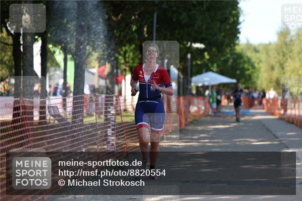 07.09.2025 - 19. Norderstedt Triathlon Michael Strokosch http://msf.ph/oto/8820554 07.09.2025 15:51:05 Laufen 1498 meine-sportfotos.de