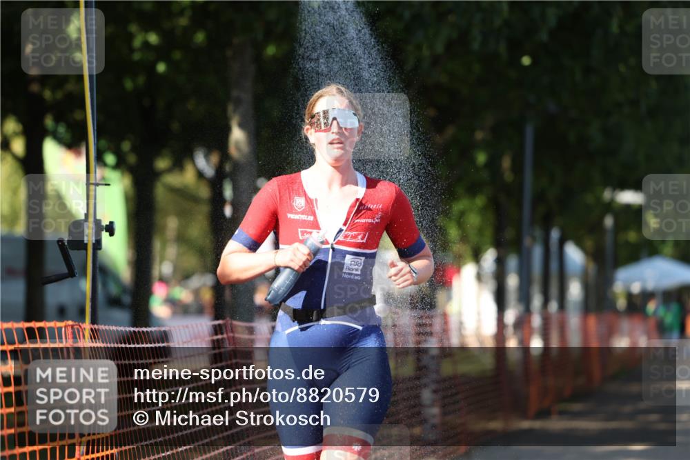 07.09.2025 - 19. Norderstedt Triathlon Michael Strokosch http://msf.ph/oto/8820579 07.09.2025 15:51:07 Laufen 1498 meine-sportfotos.de