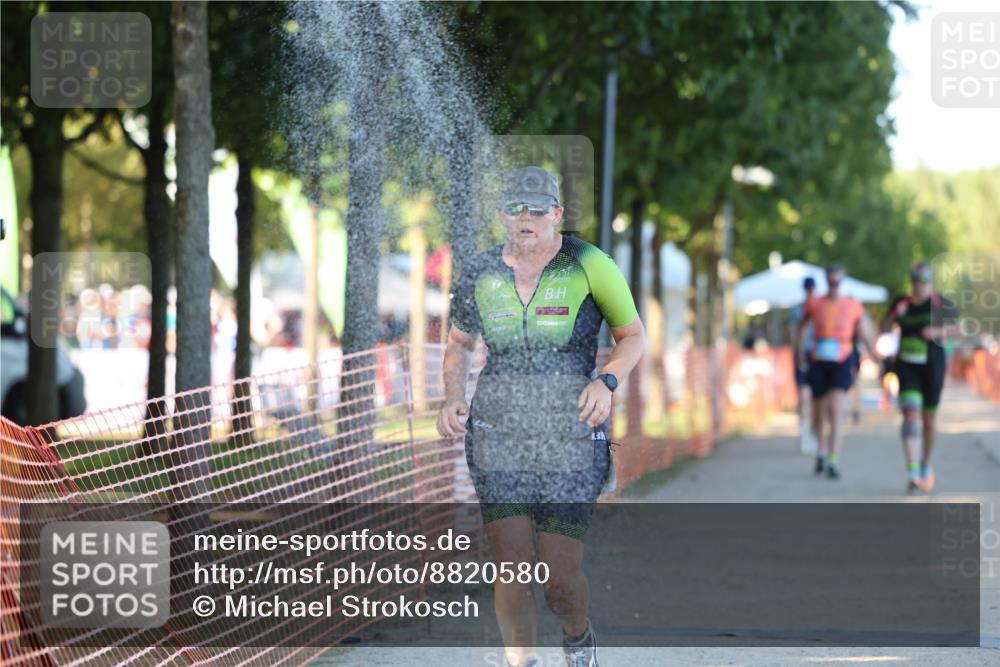 07.09.2025 - 19. Norderstedt Triathlon Michael Strokosch http://msf.ph/oto/8820580 07.09.2025 16:53:47 Laufen 454, 1083 meine-sportfotos.de