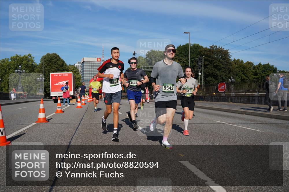 07.09.2025 - BARMER Alsterlauf Yannick Fuchs http://msf.ph/oto/8820594 07.09.2025 09:45:12 Laufen 5692, 4478, 5177, 5543, 310 meine-sportfotos.de