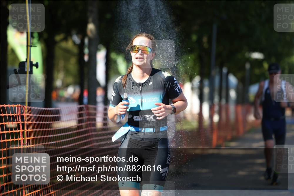 07.09.2025 - 19. Norderstedt Triathlon Michael Strokosch http://msf.ph/oto/8820616 07.09.2025 15:51:19 Laufen 917 meine-sportfotos.de