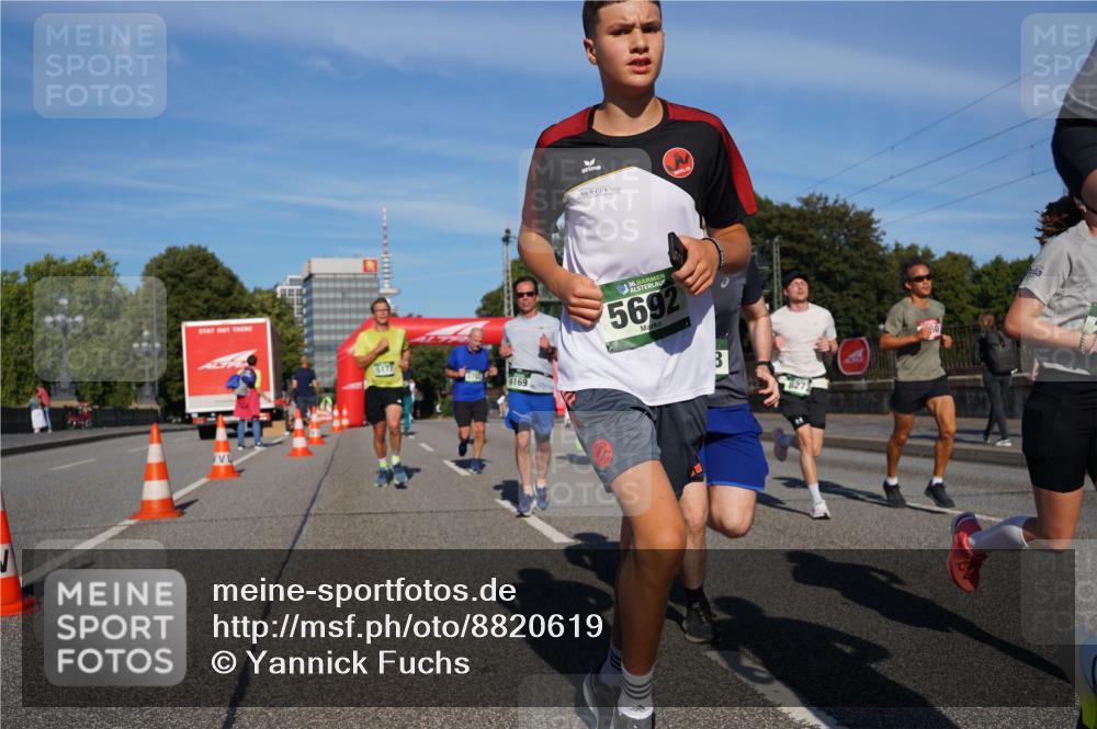 07.09.2025 - BARMER Alsterlauf Yannick Fuchs http://msf.ph/oto/8820619 07.09.2025 09:45:13 Laufen 5177, 6169, 36, 5692, 8273 meine-sportfotos.de