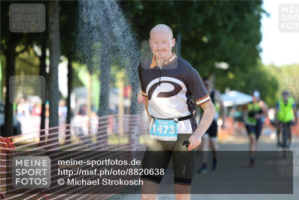 07.09.2025 - 19. Norderstedt Triathlon Michael Strokosch http://msf.ph/oto/8820638 07.09.2025 16:54:09 Laufen 871, 1104, 1473 meine-sportfotos.de
