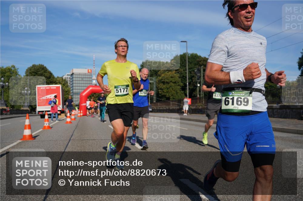07.09.2025 - BARMER Alsterlauf Yannick Fuchs http://msf.ph/oto/8820673 07.09.2025 09:45:15 Laufen 5177, 5702, 8372, 16136, 6169 meine-sportfotos.de