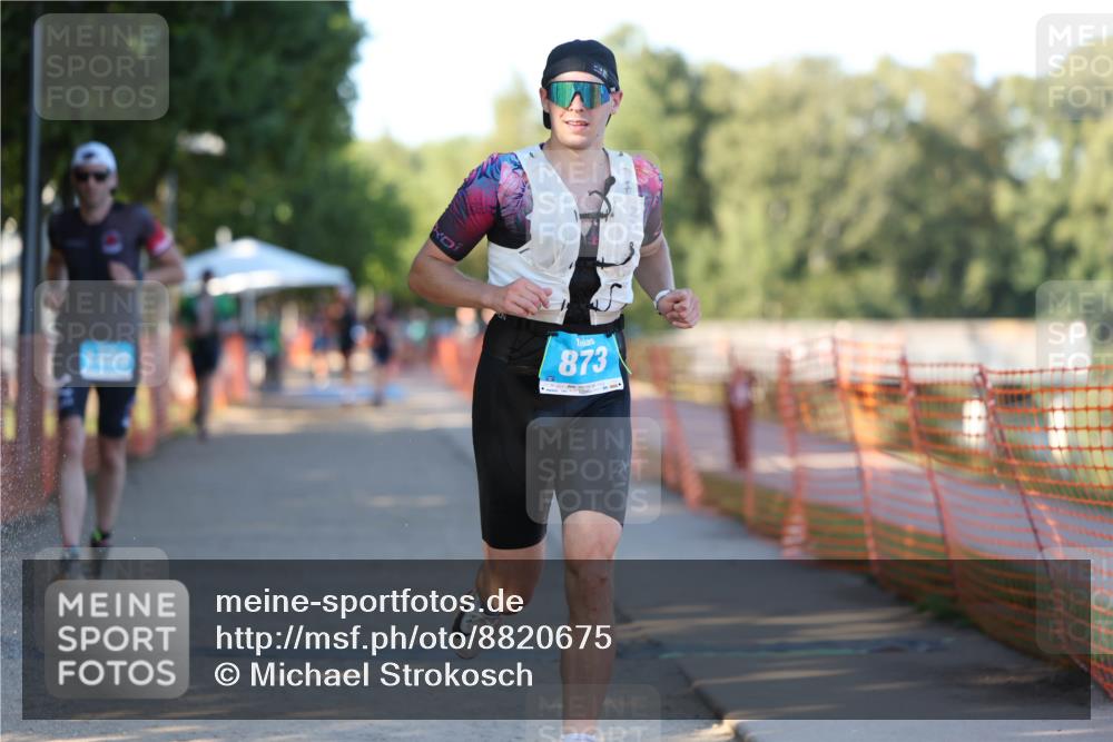 07.09.2025 - 19. Norderstedt Triathlon Michael Strokosch http://msf.ph/oto/8820675 07.09.2025 16:54:23 Laufen 873, 1409 meine-sportfotos.de
