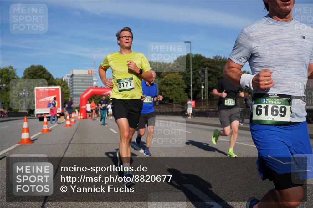 07.09.2025 - BARMER Alsterlauf Yannick Fuchs http://msf.ph/oto/8820677 07.09.2025 09:45:15 Laufen 5177, 5702, 8372, 36, 19, 6169 meine-sportfotos.de