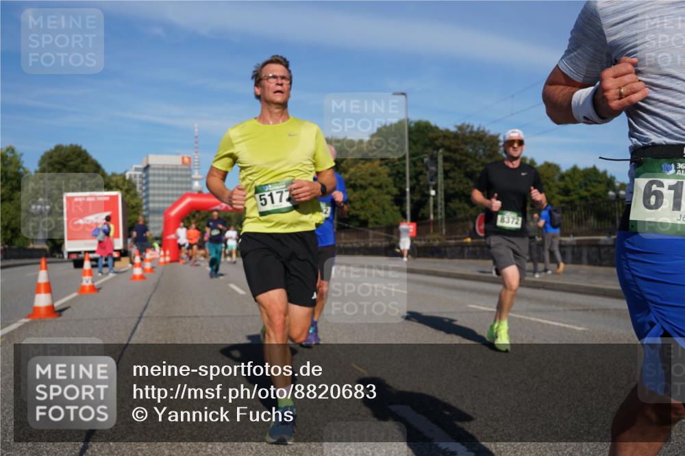 07.09.2025 - BARMER Alsterlauf Yannick Fuchs http://msf.ph/oto/8820683 07.09.2025 09:45:15 Laufen 5177, 8372, 36, 61 meine-sportfotos.de