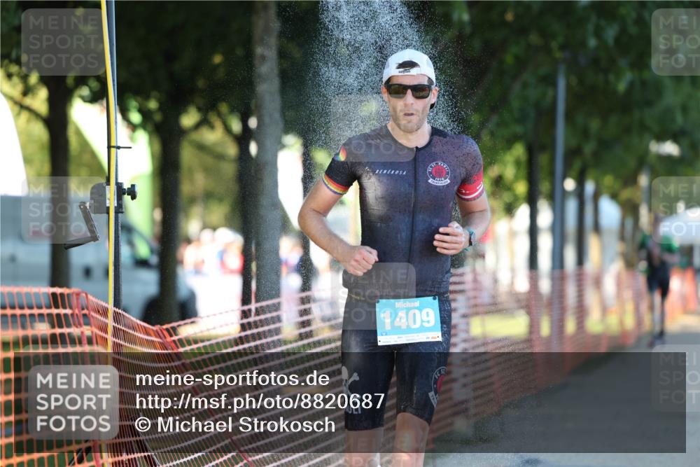 07.09.2025 - 19. Norderstedt Triathlon Michael Strokosch http://msf.ph/oto/8820687 07.09.2025 16:54:25 Laufen 873, 1409 meine-sportfotos.de