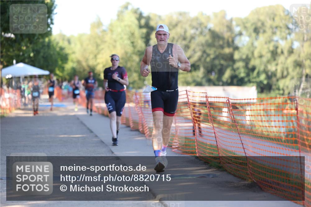 07.09.2025 - 19. Norderstedt Triathlon Michael Strokosch http://msf.ph/oto/8820715 07.09.2025 16:54:38 Laufen 1405, 1557 meine-sportfotos.de