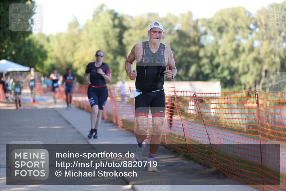07.09.2025 - 19. Norderstedt Triathlon Michael Strokosch http://msf.ph/oto/8820719 07.09.2025 16:54:39 Laufen 1405, 1557 meine-sportfotos.de