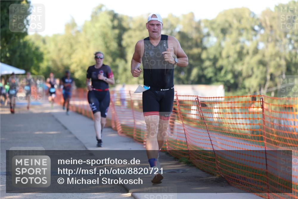 07.09.2025 - 19. Norderstedt Triathlon Michael Strokosch http://msf.ph/oto/8820721 07.09.2025 16:54:39 Laufen 1405, 1557 meine-sportfotos.de