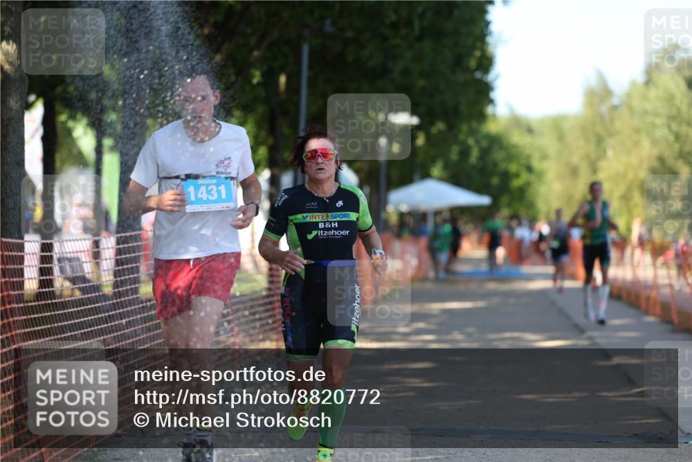 07.09.2025 - 19. Norderstedt Triathlon Michael Strokosch http://msf.ph/oto/8820772 07.09.2025 15:51:56 Laufen 459, 1431, 1480, 1506 meine-sportfotos.de