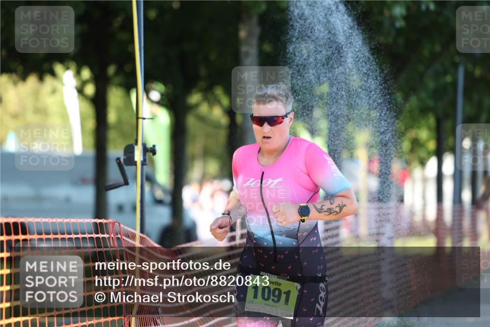 07.09.2025 - 19. Norderstedt Triathlon Michael Strokosch http://msf.ph/oto/8820843 07.09.2025 16:58:16 Laufen 955, 1091, 1410 meine-sportfotos.de