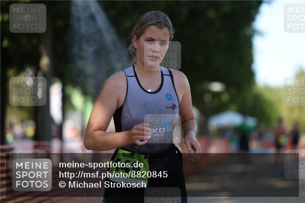 07.09.2025 - 19. Norderstedt Triathlon Michael Strokosch http://msf.ph/oto/8820845 07.09.2025 15:52:10 Laufen 440, 449, 1494 meine-sportfotos.de