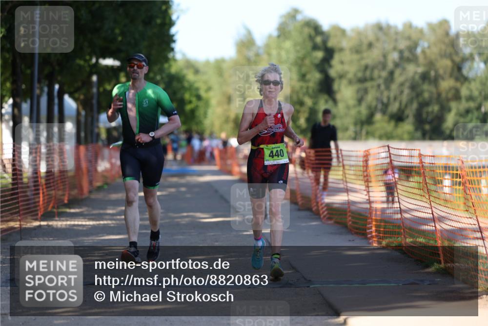 07.09.2025 - 19. Norderstedt Triathlon Michael Strokosch http://msf.ph/oto/8820863 07.09.2025 15:52:16 Laufen 440, 463, 1494 meine-sportfotos.de