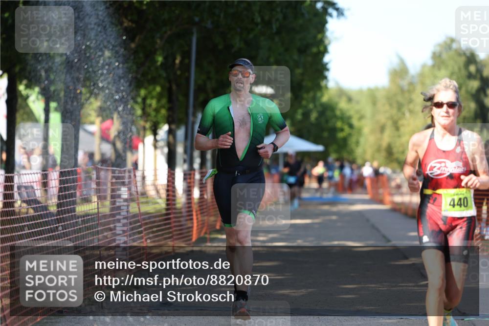07.09.2025 - 19. Norderstedt Triathlon Michael Strokosch http://msf.ph/oto/8820870 07.09.2025 15:52:17 Laufen 440, 463, 1494 meine-sportfotos.de
