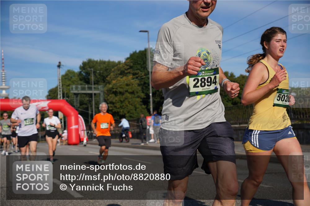 07.09.2025 - BARMER Alsterlauf Yannick Fuchs http://msf.ph/oto/8820880 07.09.2025 09:45:26 Laufen 520, 36, 36, 2894, 502 meine-sportfotos.de