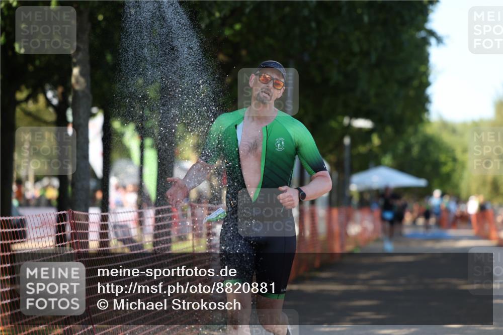 07.09.2025 - 19. Norderstedt Triathlon Michael Strokosch http://msf.ph/oto/8820881 07.09.2025 15:52:18 Laufen 440, 463, 1494 meine-sportfotos.de
