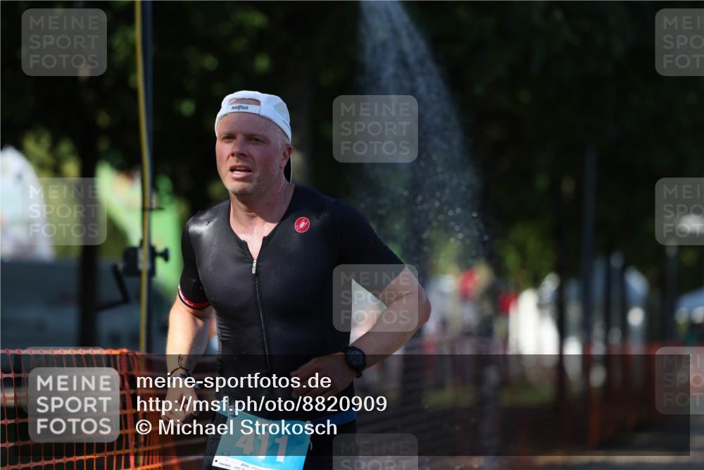 07.09.2025 - 19. Norderstedt Triathlon Michael Strokosch http://msf.ph/oto/8820909 07.09.2025 15:52:31 Laufen 453 meine-sportfotos.de