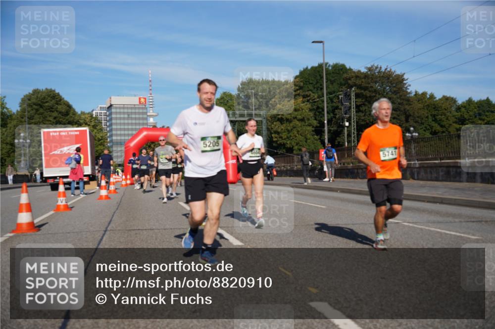 07.09.2025 - BARMER Alsterlauf Yannick Fuchs http://msf.ph/oto/8820910 07.09.2025 09:45:28 Laufen 5205, 4604, 5741 meine-sportfotos.de